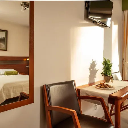 Dw Bogun I Bed & Breakfast 3*