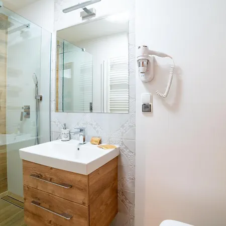 Dw Bogun I Bed & Breakfast 3*
